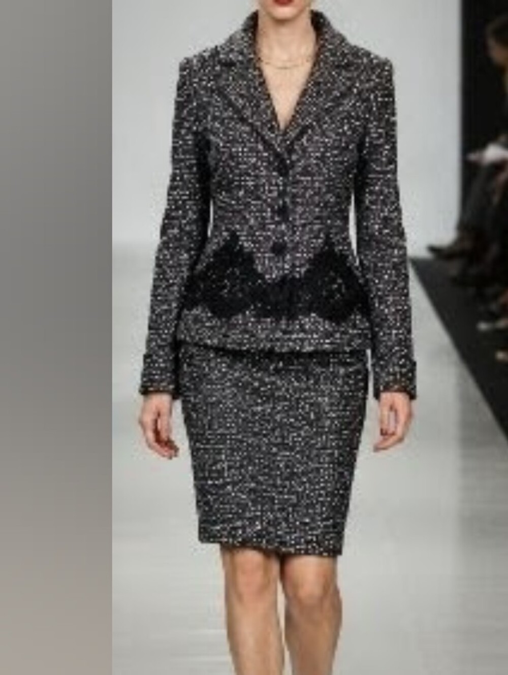 EXQUISITE ESCADA WOOL COTTON BLEND BLACK WHITE TWEED BOUCLE LACE SKIRT SUIT 10/8 - Picture 15 of 16